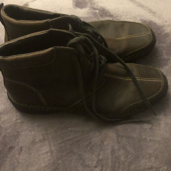 Cole Han Men’s Leather Boots (Barely Used) - Picture 2 of 4